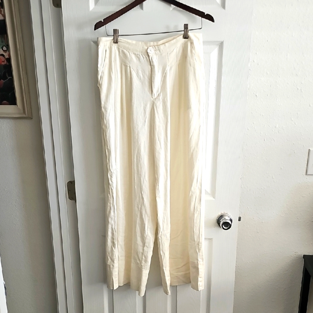 H&M Divided White Fabric Pants Only - Picture 2 of 8